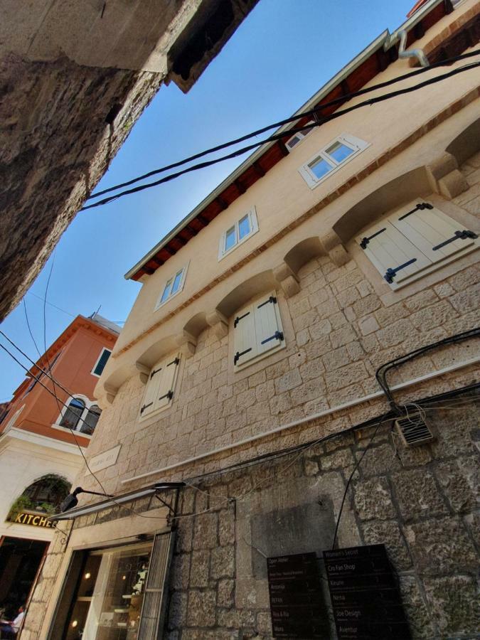 The Suites At Central Split Exterior photo